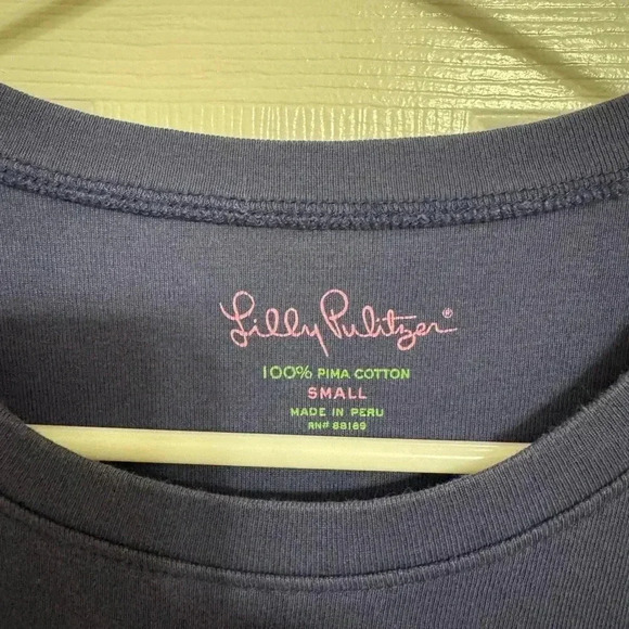 Lilly Pulitzer Pima Cotton Navy Scoop Neck TShirt Small - Picture 4 of 9